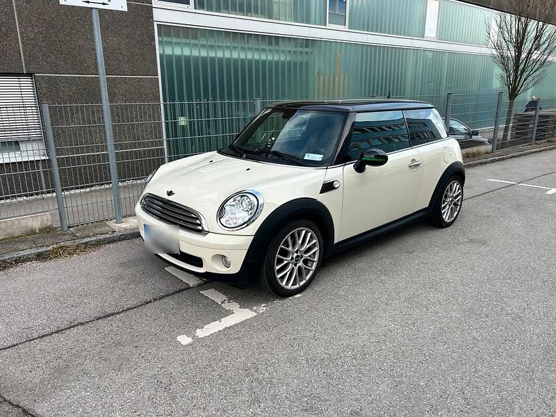 Gebraucht Mini Cooper 120 PS (88 kW) 2010 Weiß Kleinwagen