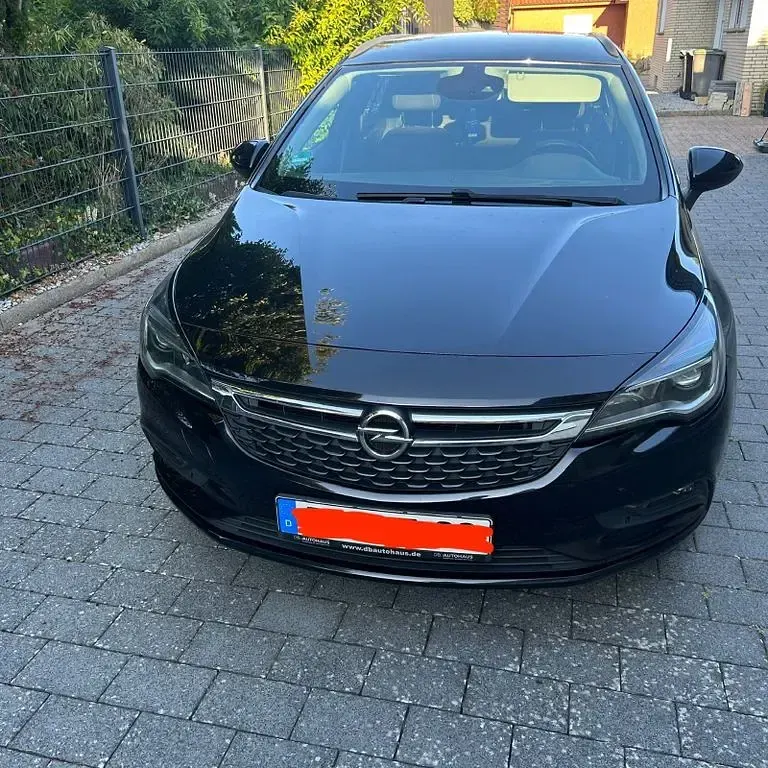 Gebraucht Opel Astra Active 110 PS (80 kW) 2017 Schwarz Kombi