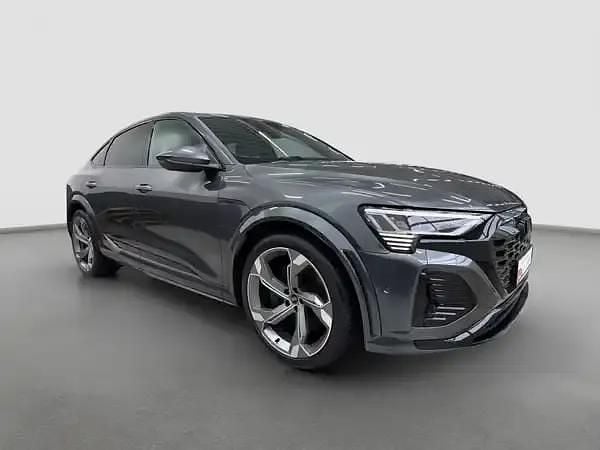 Gebraucht Audi SQ8 e-tron Ambiente 369 kW (503 PS) 2024 Daytonagrau perleffekt SUV