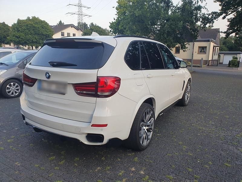 Gebraucht BMW X5 Performance 333 PS (244 kW) 2016 Weiß SUV