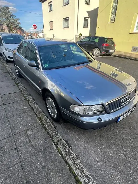 Usata Audi A8 230 CV (169 kW) 1995 Grigio Berlina