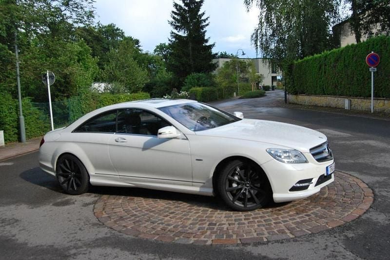 Gebraucht Mercedes CL500 435 PS (319 kW) 2010 Weiß Coupé