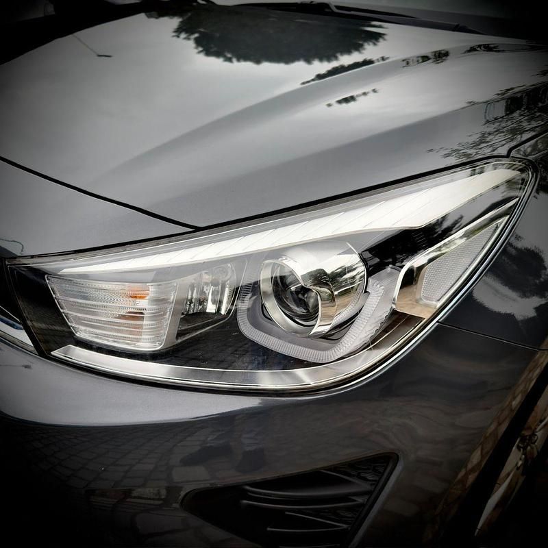 Second-hand Kia Rio Vision 101 CP (74 kW) 2023 Gri Hatchback