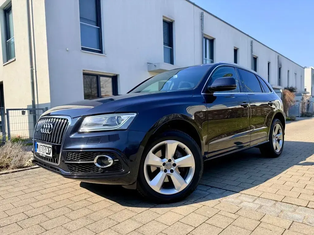 Second-hand Audi Q5 S-Line 258 CP (189 kW) 2016 Albastru SUV