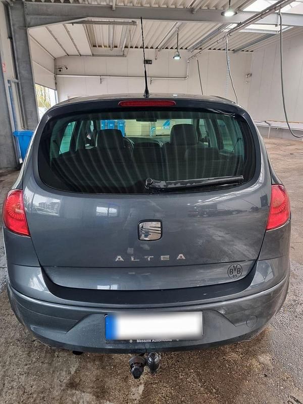 Second-hand Seat Altea Reference 102 CP (75 kW) 2006 Gri Monovolum