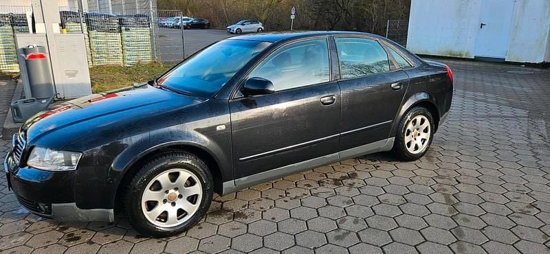 Gebraucht Audi A4 130 PS (95 kW) 2001 Schwarz Limousine