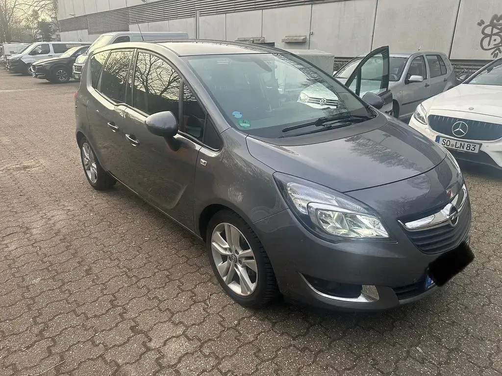 Gebraucht Opel Meriva Active 120 PS (88 kW) 2016 Grau Van / Kleinbus