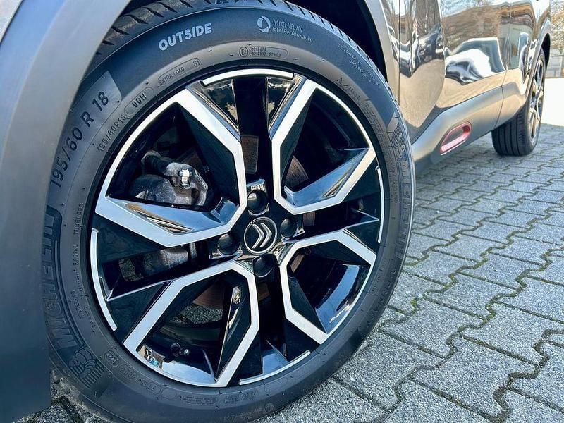 Second-hand Citroën e-C4 Shine 100 kW (136 CP) 2022 Gri Berlinǎ