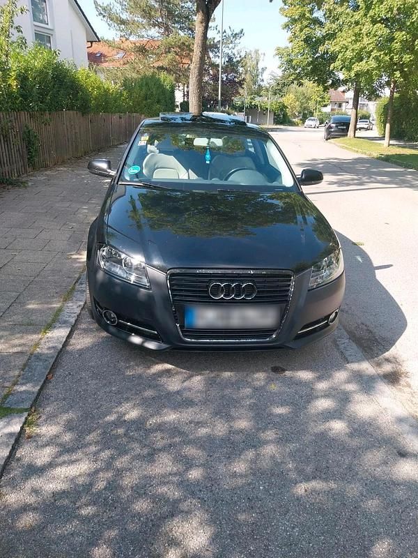 Schwarz Gebraucht 2010 Audi A3 Kleinwagen | 4.000 € (Guter Preis) - Bild 1/4