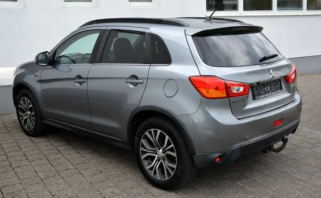 Używany Mitsubishi ASX 150 KM (110 kW) 2016 Szary SUV