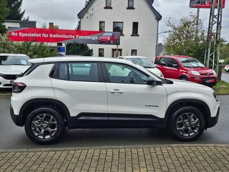 Gebraucht Jeep Avenger Longitude 101 PS (74 kW) 2023 Weiß SUV