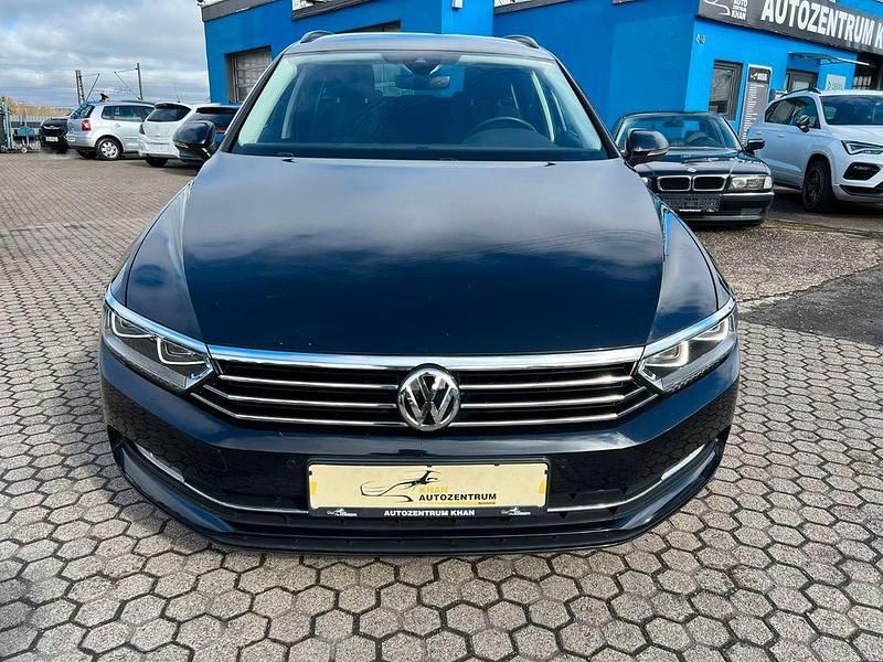 Gebraucht VW Passat Comfortline 150 PS (110 kW) 2018 Schwarz Limousine