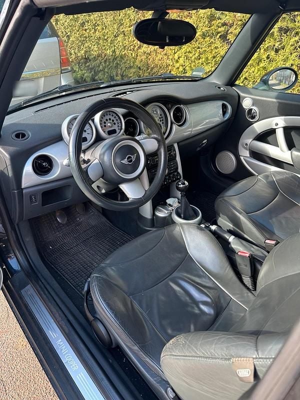 Gebraucht Mini Cooper Cabriolet 116 PS (85 kW) 2004 Schwarz Cabrio