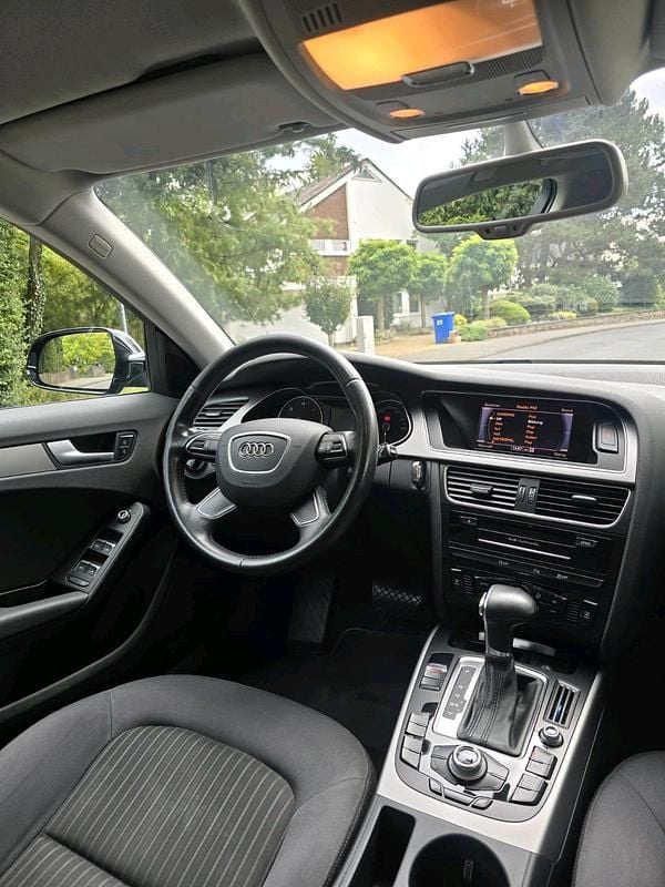 Schwarz Gebraucht 2014 Audi A4 Kombi | 10.690 € (Superpreis) - Bild 1/4