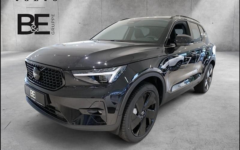 Schwarz Neu 2024 Volvo XC40 Plus SUV | 53.950 € - Bild 1/4
