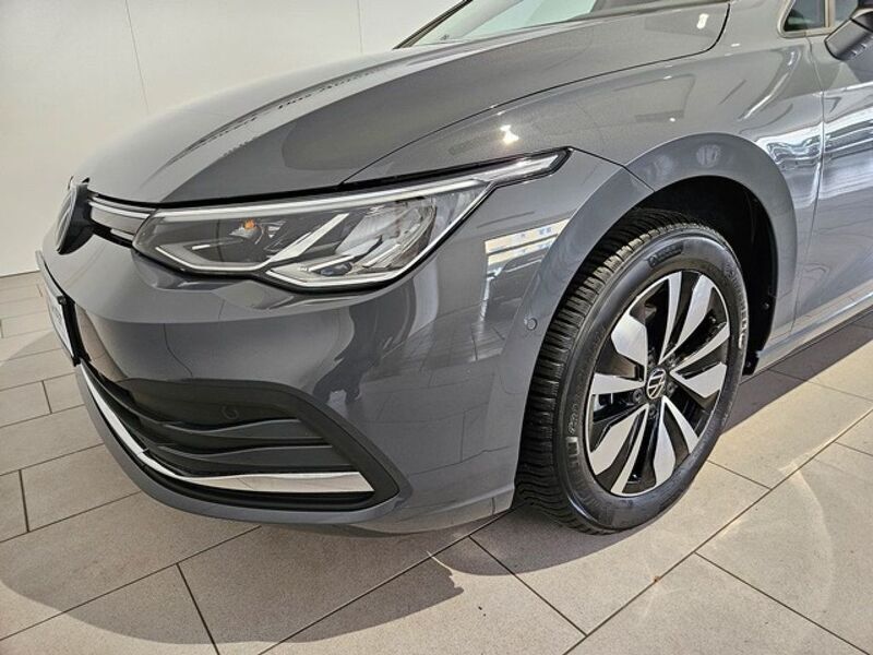 Gebraucht VW Golf VIII Move 150 PS (110 kW) 2023 Delfingrau Limousine