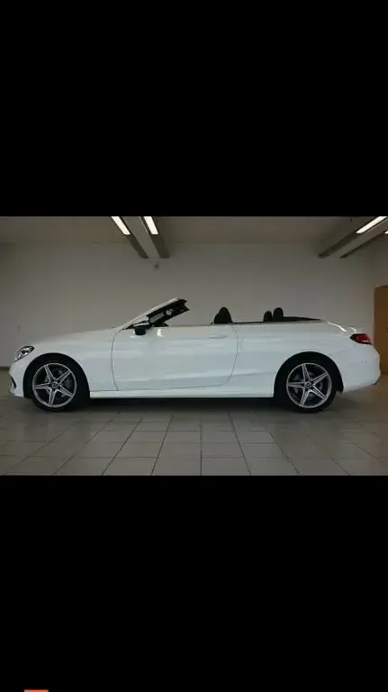 Gebraucht Mercedes C200 AMG line 184 PS (135 kW) 2017 Weiß Cabrio