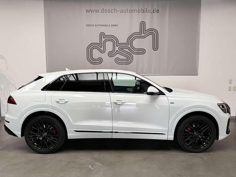 Gebraucht Audi Q8 S-line plus 286 PS (210 kW) 2025 Carraraweiß SUV