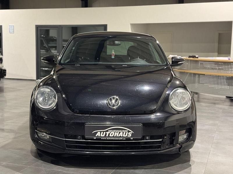Gebraucht VW Beetle 105 PS (77 kW) 2013 Schwarz Kleinwagen