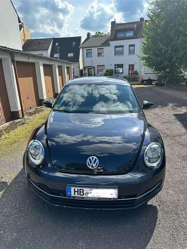 Gebraucht VW Beetle Cup 105 PS (77 kW) 2014 Schwarz Kleinwagen