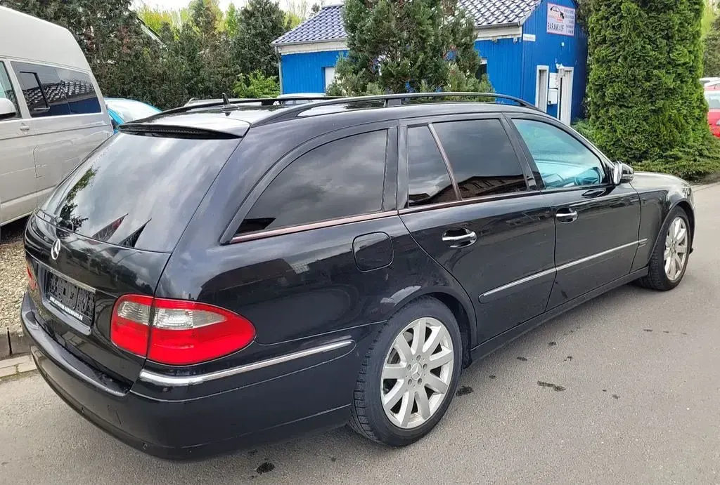 Brugt Mercedes E280 190 HK (139 kW) 2007 Sort Sedan