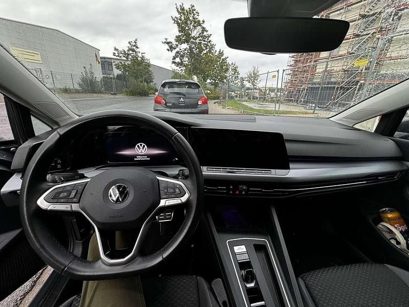 Gebraucht 2022 VW Golf VIII Active Limousine | 23.999 € (Fairer Preis) - Bild 1/4