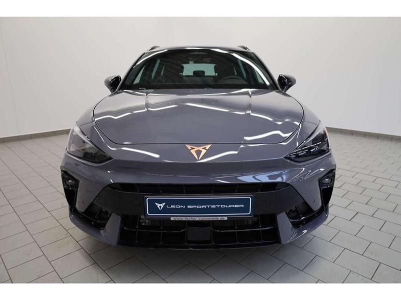 Neu Cupra Leon 150 PS (110 kW) 2026 Graphene grau Kombi