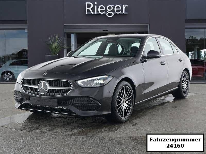 Grau Gebraucht 2024 Mercedes C200 Avantgarde Limousine | 36.449 € (Fairer Preis) - Bild 1/4