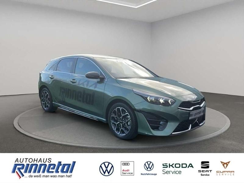 Gebraucht Kia Ceed GT-Line 140 PS (102 kW) 2025 Grün Kleinwagen