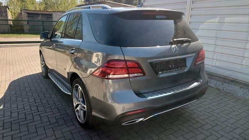 Gebraucht Mercedes GLE350 258 PS (189 kW) 2017 Grau SUV