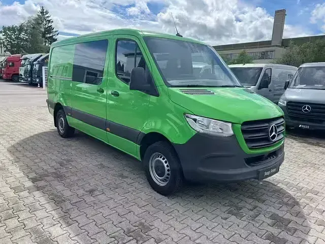 Occasion Mercedes Sprinter 170 ch (125 kW) 2024 Vert Van
