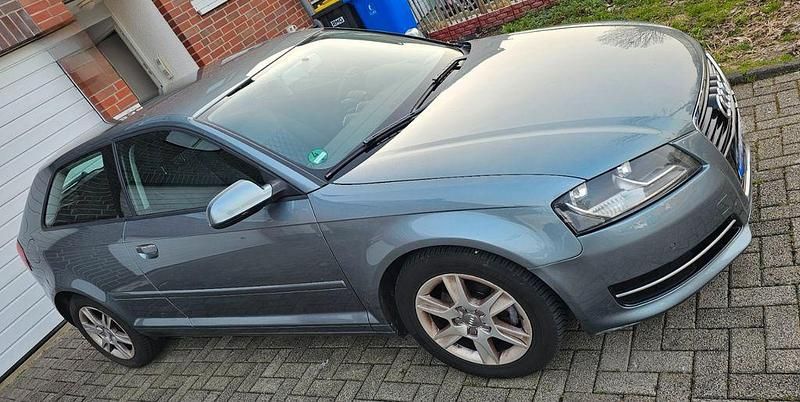 Gebraucht Audi A3 S-Line 125 PS (91 kW) 2011 Grau Kleinwagen