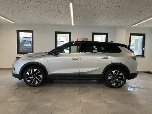 Neu Opel Grandland X 145 PS (106 kW) 2026 Silber SUV