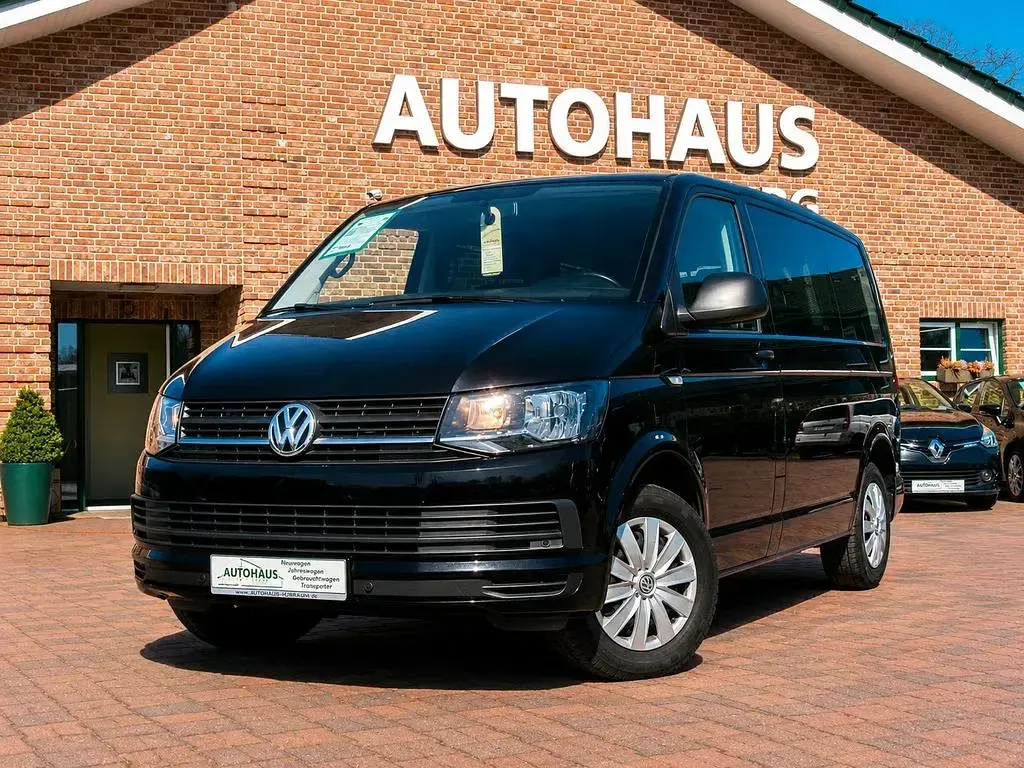 Gebraucht VW Multivan 102 PS (75 kW) 2017 Schwarz Van / Kleinbus
