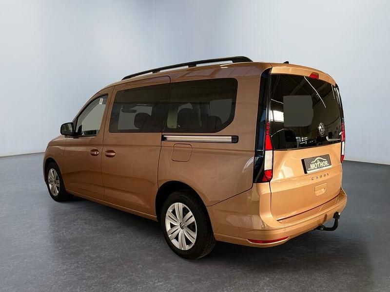 Gebraucht VW Caddy Maxi Basis 114 PS (83 kW) 2021 Copper bronze Van / Kleinbus