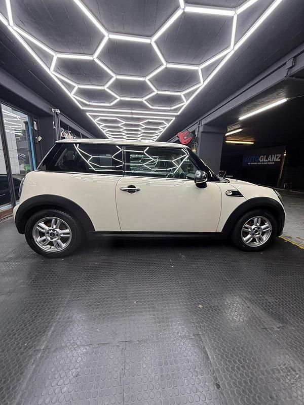 Usata Mini ONE 98 CV (72 kW) 2011 Bianco Utilitaria