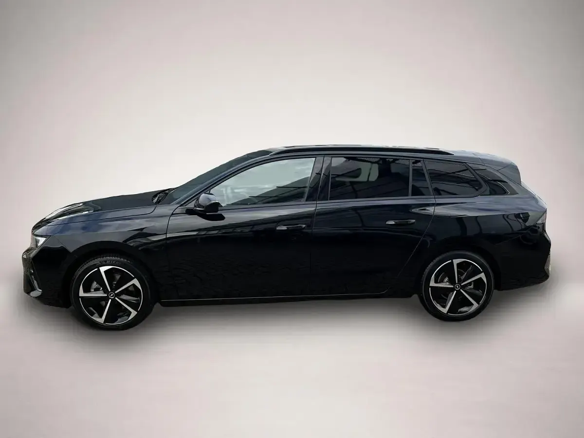 Neu Opel Astra 131 PS (96 kW) 2025 Manufacturer Kleinwagen