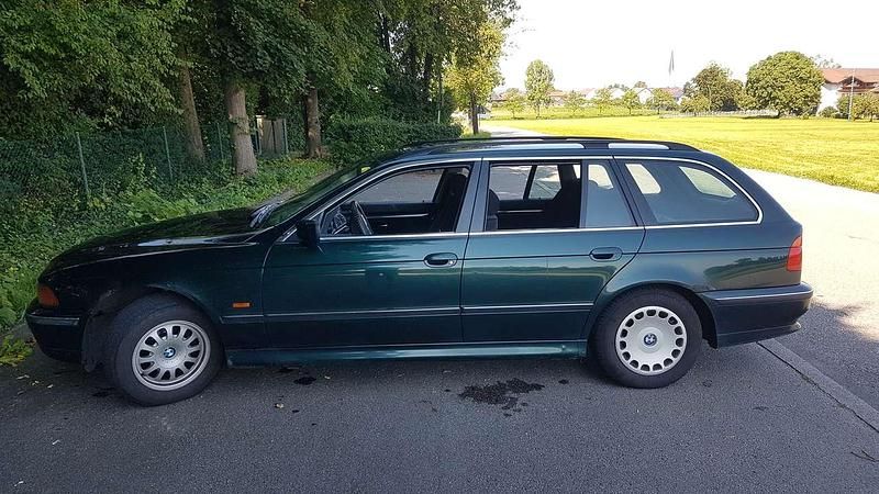 Gebraucht BMW 523 170 PS (125 kW) 1998 Kombi