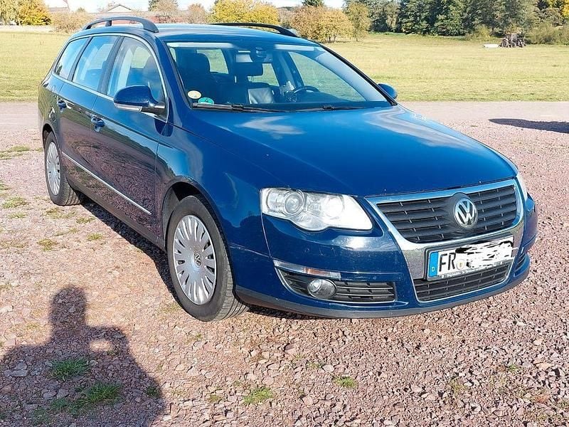 Blau Gebraucht 2008 VW Passat Comfortline Kombi | 3.150 € (Guter Preis) - Bild 1/4