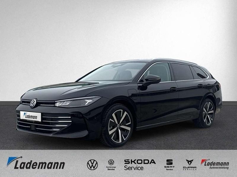 Gebraucht VW Passat Business 150 PS (110 kW) 2024 Grenadillschwarz metallic Kombi
