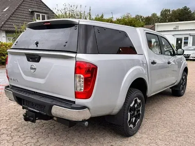 Gebraucht Nissan Navara Acenta 190 PS (139 kW) 2022 Silber Pickup