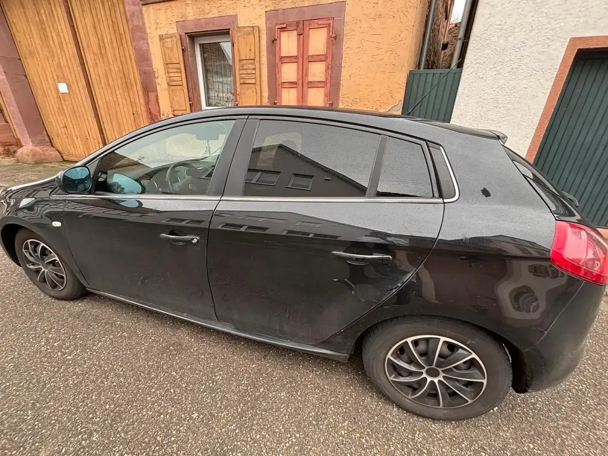 Gebraucht Fiat Bravo 150 PS (110 kW) 2008 Schwarz Kleinwagen