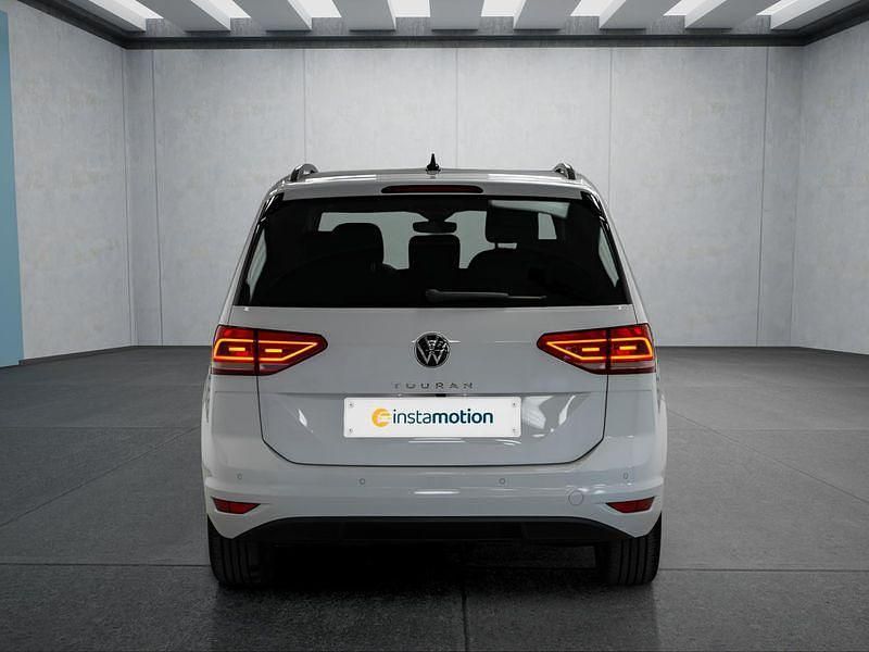 Neu VW Touran 150 PS (110 kW) 2026 Weiß Van / Kleinbus