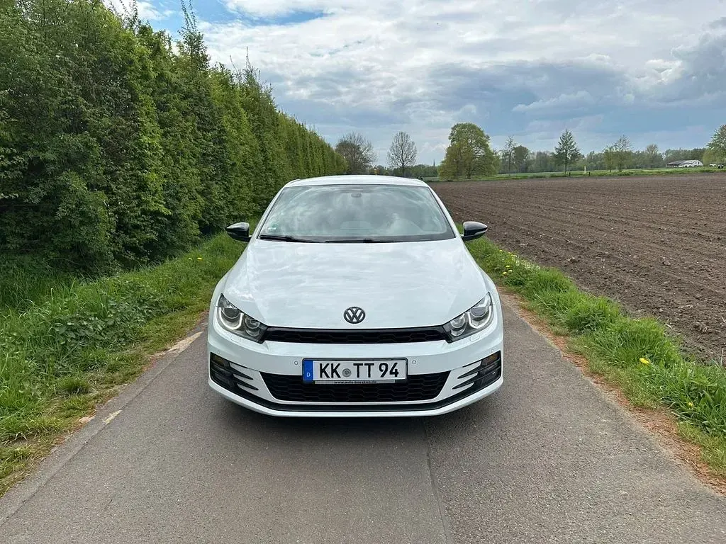 Gebraucht VW Scirocco 179 PS (131 kW) 2014 Weiß Coupé