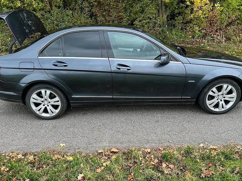 Gebraucht 2010 Mercedes C200 Limousine | 6.000 € (Fairer Preis) - Bild 1/4