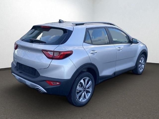 Gebraucht Kia Stonic Vision 101 PS (74 kW) 2024 Silber SUV
