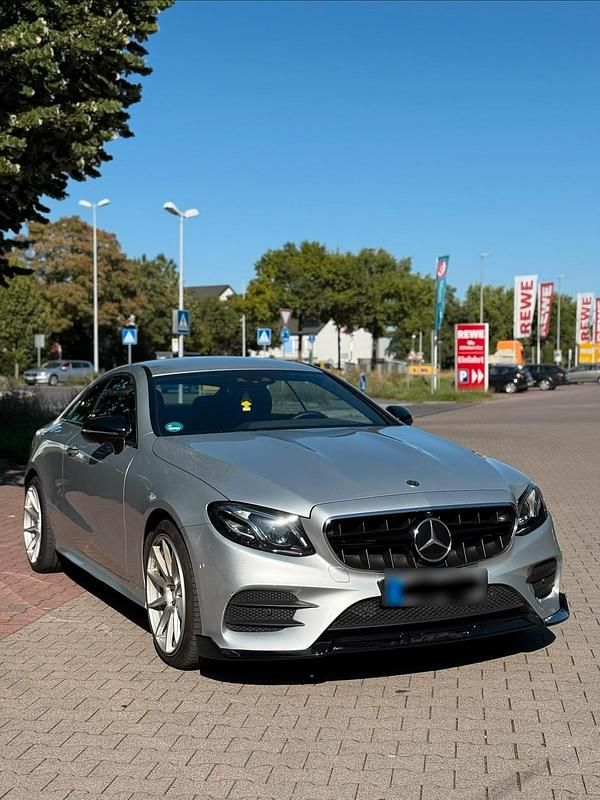 Usata Mercedes E400 333 CV (244 kW) 2017 Grigio Coupé