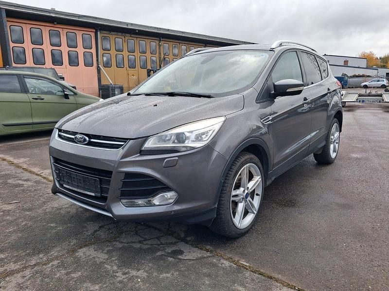 Gebraucht Ford Kuga Titanium 163 PS (119 kW) 2013 Grau SUV