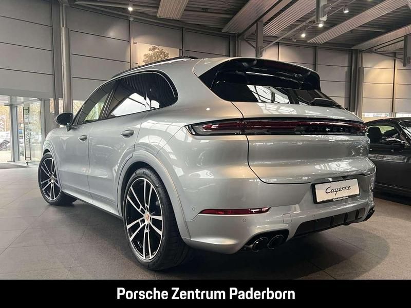 Gebraucht Porsche Cayenne 354 PS (260 kW) 2025 Dolomitsilbermetallic SUV