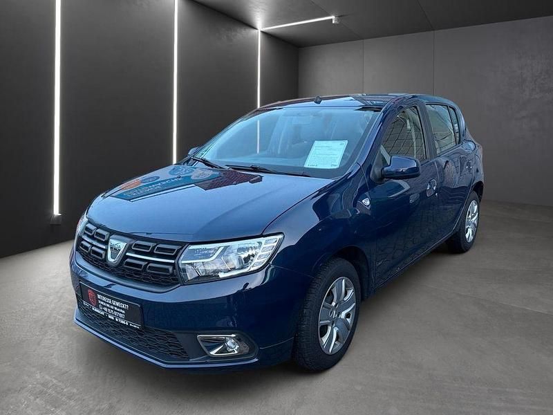 Blau Gebraucht 2020 Dacia Sandero Comfort SUV | 9.690 € (Guter Preis) - Bild 1/4